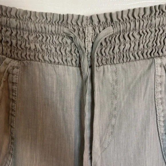 XCVI Coastal Minimalist Linen Blend Wide Leg Smocked Waist Light Grey Medium